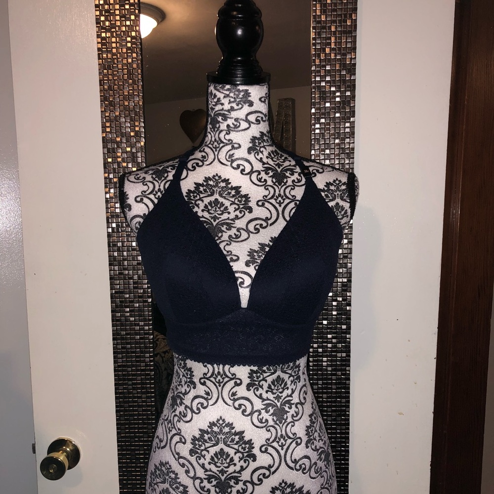 NWOT body by Victoria bra